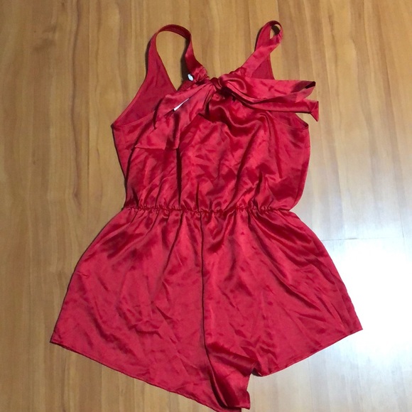 Victoria’s Secret Romper - Picture 2 of 3